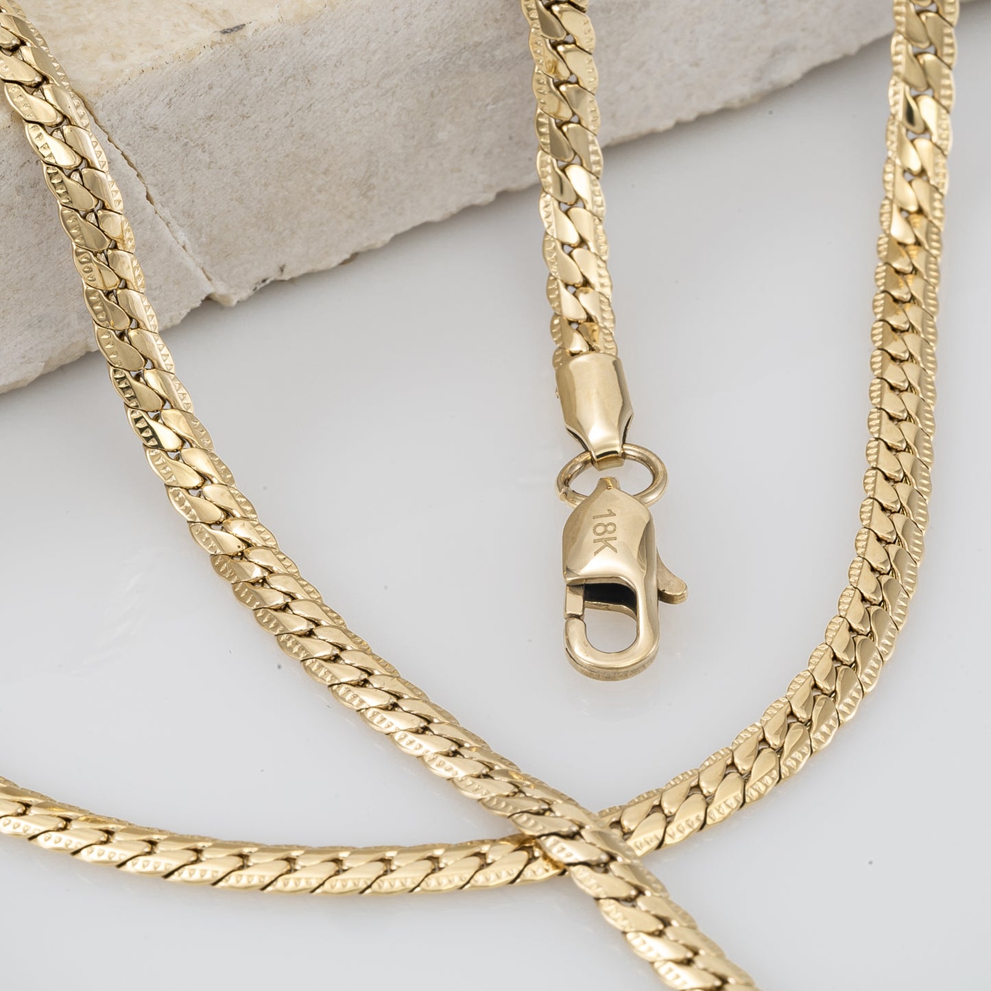 CADENA GRABADA EMIRATOS ORO LA. 18K + CAJA DE LUJO GRATIS + 40% OFF + ENVÍO GRATIS + GARANTÍA VITALICIA