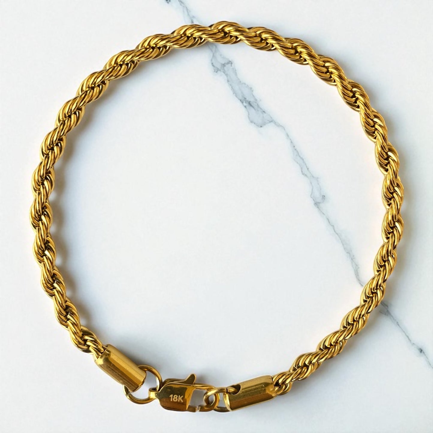 COMBO LUJO TOTAL: CADENA LAZO ORO LAMINADO 18K DE 4MM + PULSERA DE 4MM + GRATIS CAJA DE LUJO + ENVÍO GRATIS