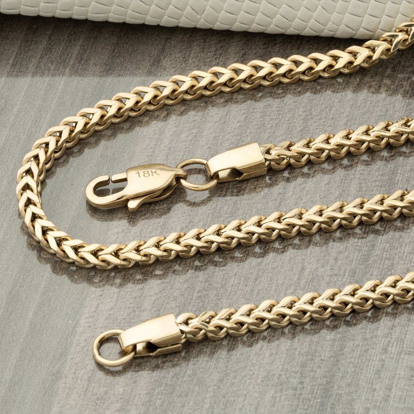 CADENA FRANCO VANGAL ORO LA. 18K + CAJA DE LUJO GRATIS + 30% OFF + ENVÍO GRATIS + GARANTÍA VITALICIA
